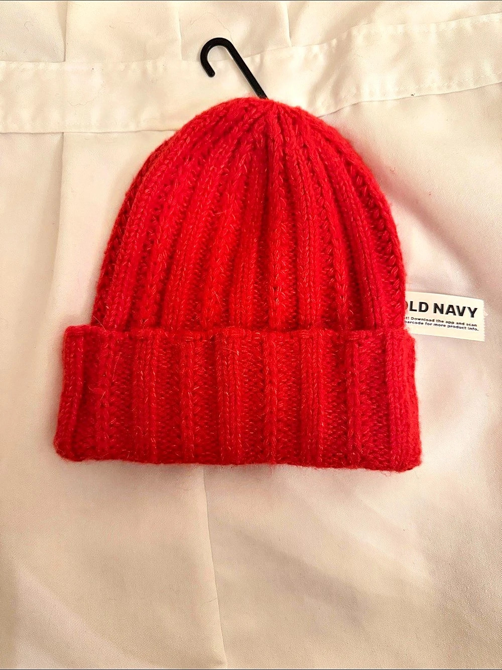 Old Navy Rib-Knit Beanie in Red